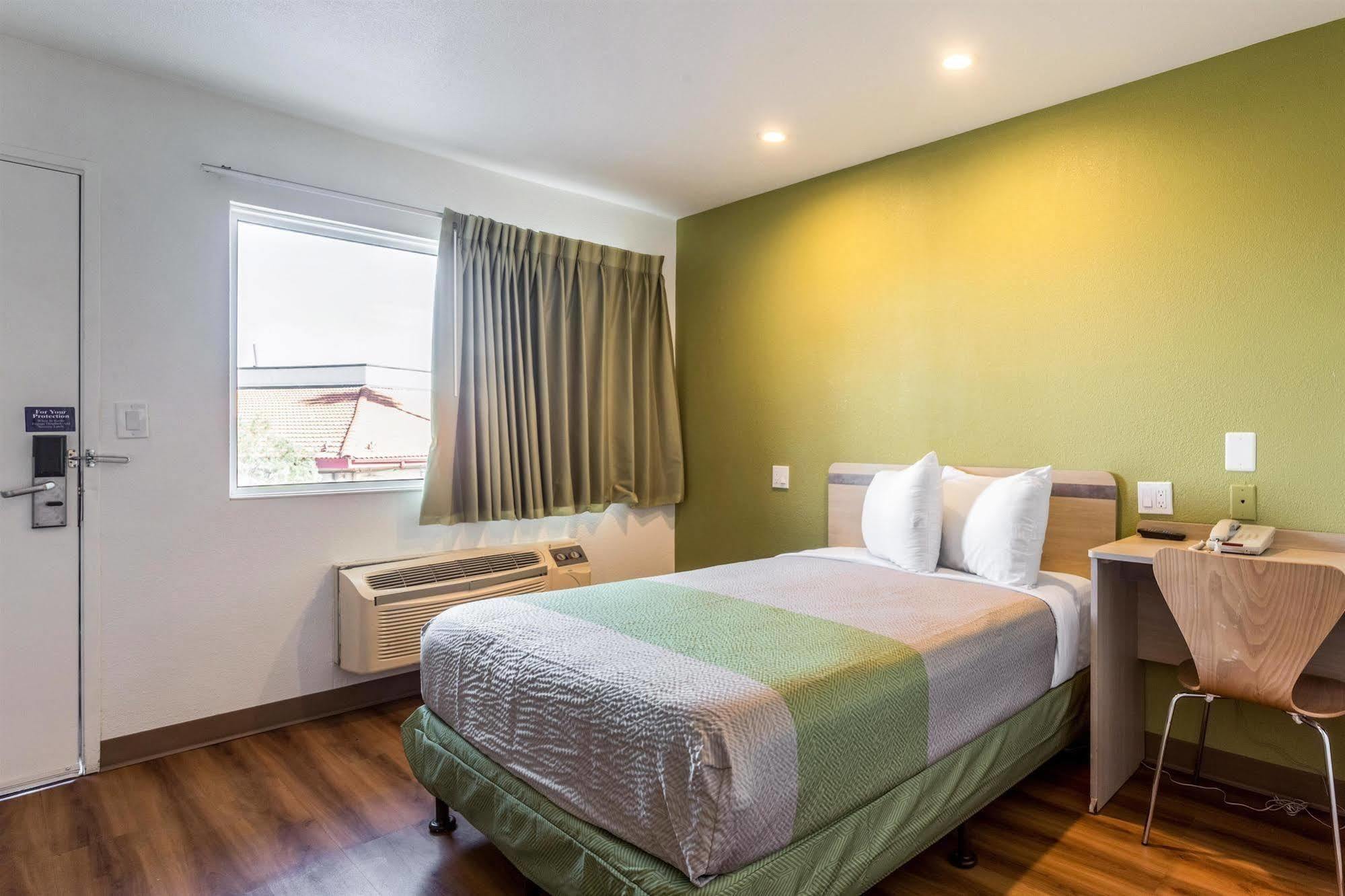 Motel 6-Needles, Ca Dış mekan fotoğraf